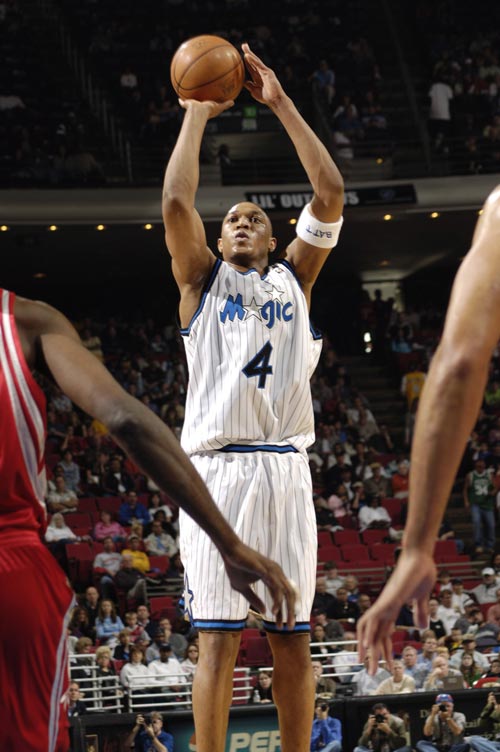 外媒：纽卡与谢什科谈妥个人条款，与莱比锡就转会费达成协议（外媒：纽卡与谢什科个人条款已谈妥，并与莱比锡就转会费达成一致）