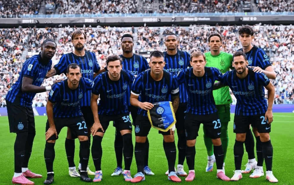 世界杯小组赛12支种子队确定：东道主美加墨+世界前9（世界杯小组赛12个种子席位敲定：美加墨东道主+世界前九）