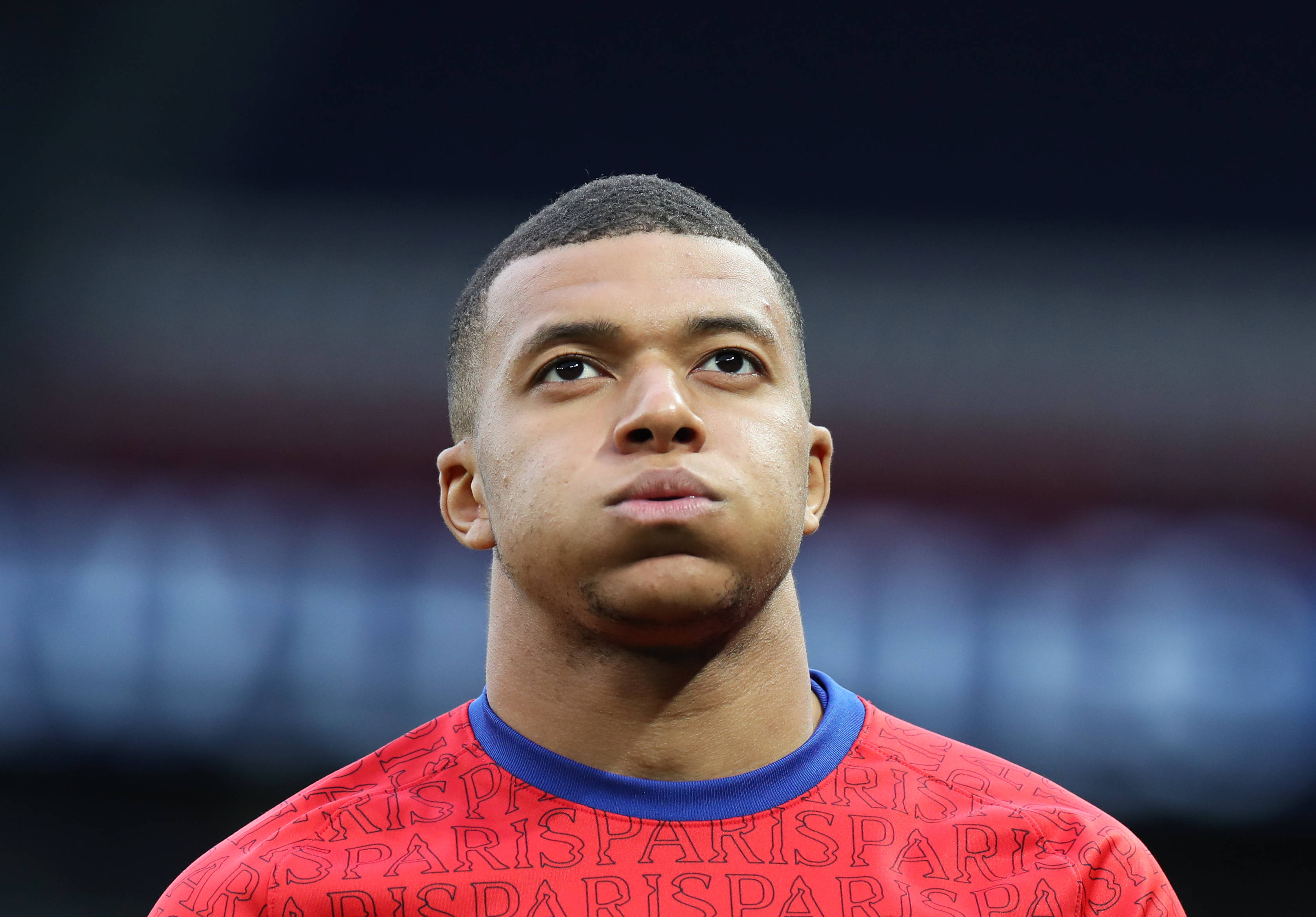 这11月全胜的马竞放到英超踢得过富勒姆吗？（11月全胜的马竞若征战英超，能拿下富勒姆吗？）