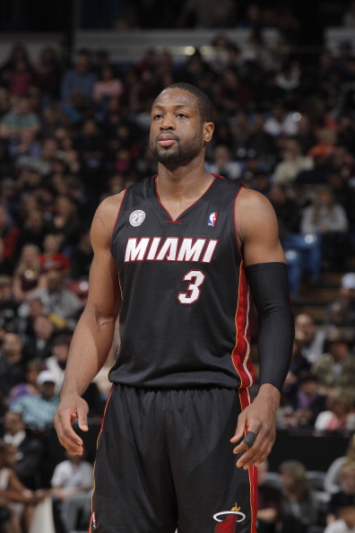 半场战报：国安2-0梅州，法比奥梅开二度（半场快讯：国安2-0领先梅州，法比奥独中两元）