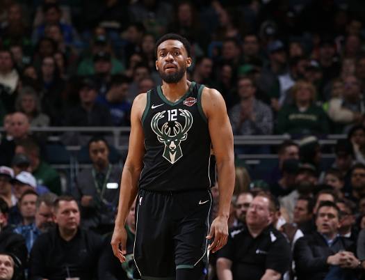 武切维奇28分平赛季最高，本赛季得分20+时公牛4胜1负（武切维奇28分追平赛季最高，公牛其得分20+时战绩4胜1负）