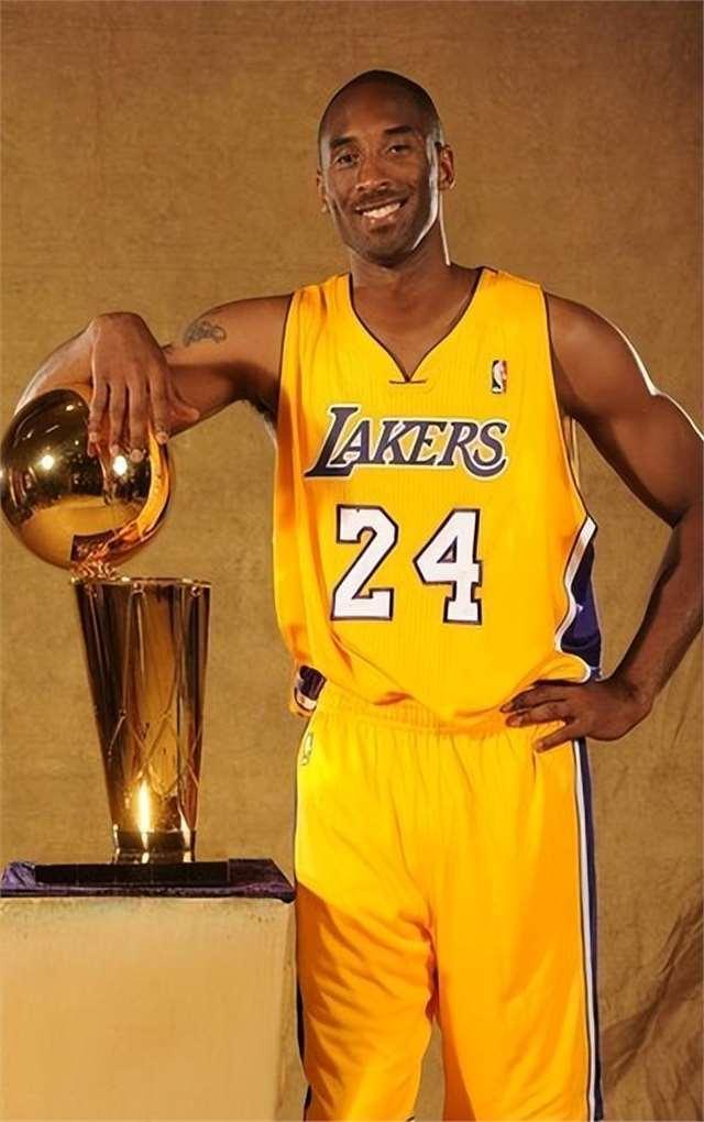 法比奥：我把北京当作自己家乡，希望胜利后听球迷唱wakawaka（法比奥：我已把北京当故乡，期待胜利后听球迷唱Waka Waka）